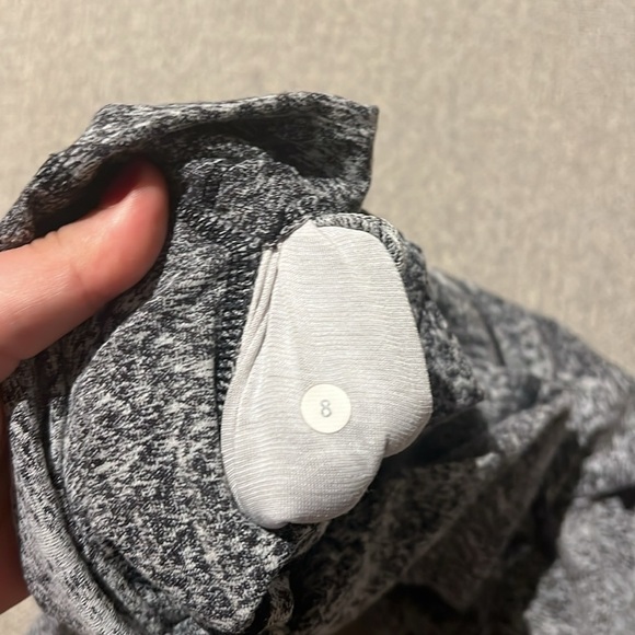 Lululemon leggings Greg white black patterned - Picture 3 of 3